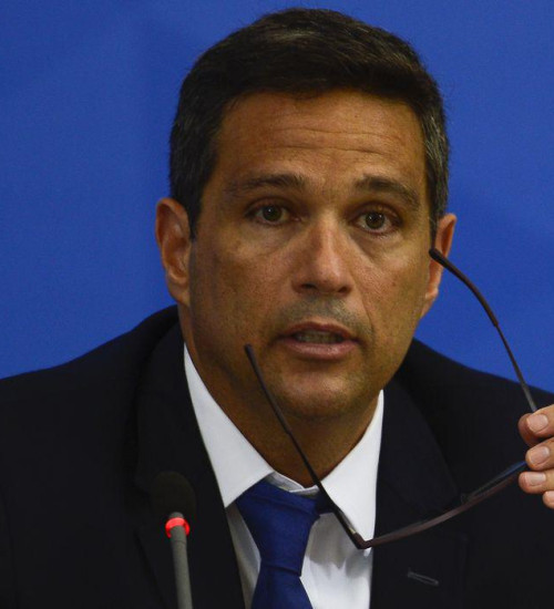 Previsões para a economia podem melhorar, diz presidente do BC
